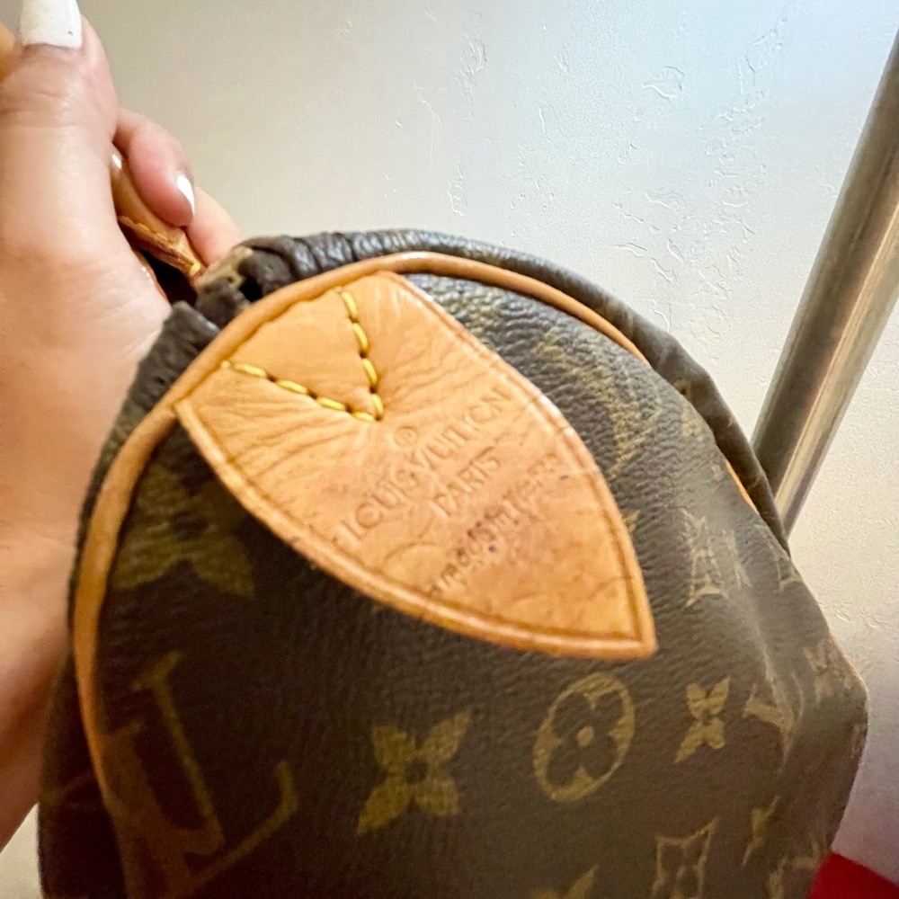 Authentic Pre-love Speedy 30 OBO - Picture 13 of 16